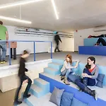 Hostal Flow Spaces