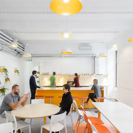 Flow Spaces Hostal Budapest