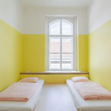 Hostel Flow Spaces Budapest