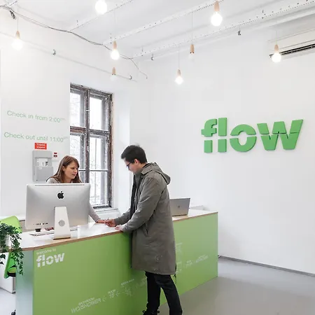 Flow Spaces * Будапешт