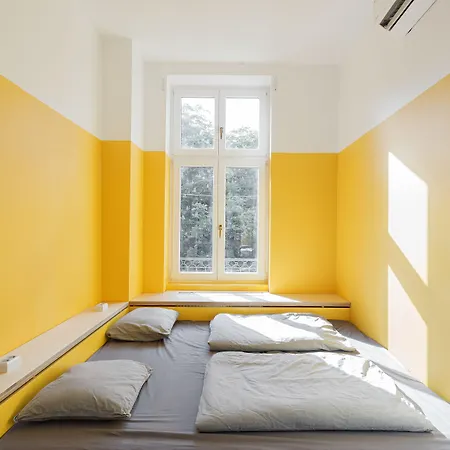 Flow Spaces Budapest