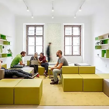 Хостел Flow Spaces *