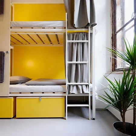 Hostel Flow Spaces Budapest