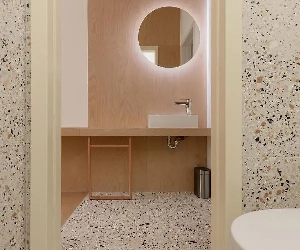 Hostel Flow Spaces Budapest