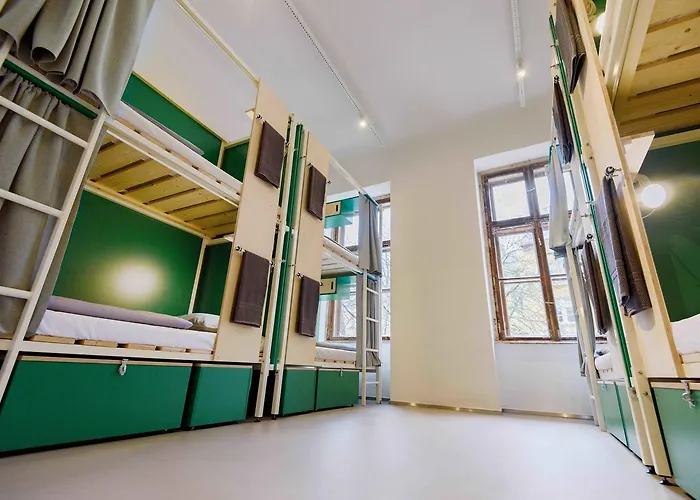 Hostel Flow Spaces *