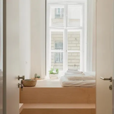 Flow Spaces * Budapest