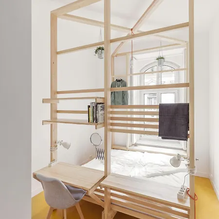 Flow Spaces Budapest