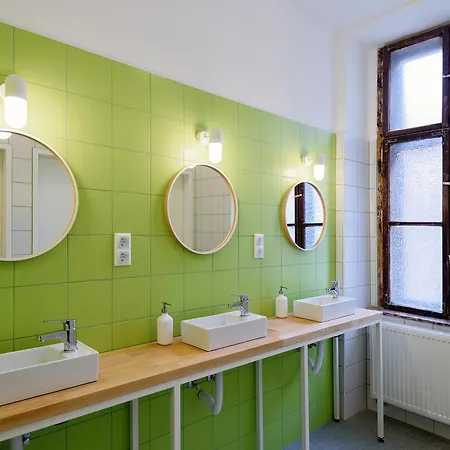 Vandrerhjem Flow Spaces *