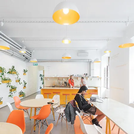 Vandrerhjem Flow Spaces