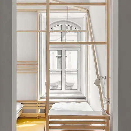 ホステル Flow Spaces *