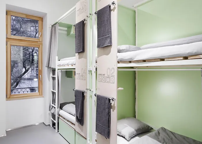 Flow Spaces 부다페스트