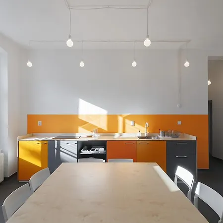 Flow Spaces Hostel *