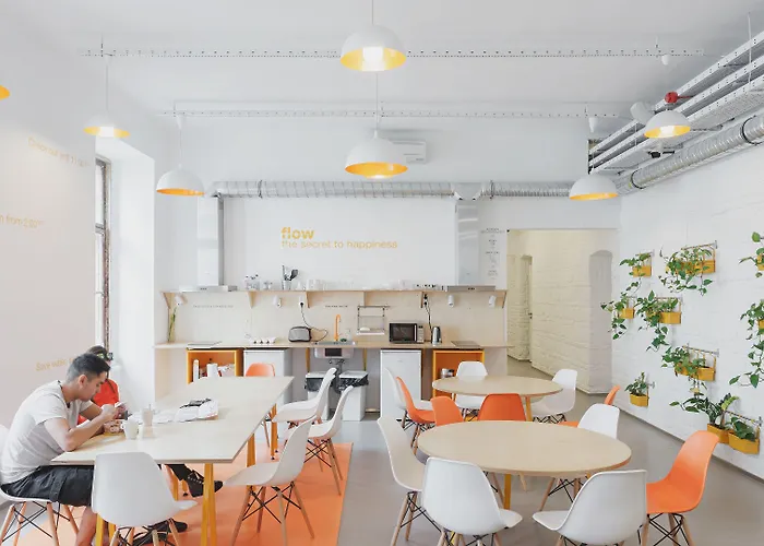 Хостел Flow Spaces *